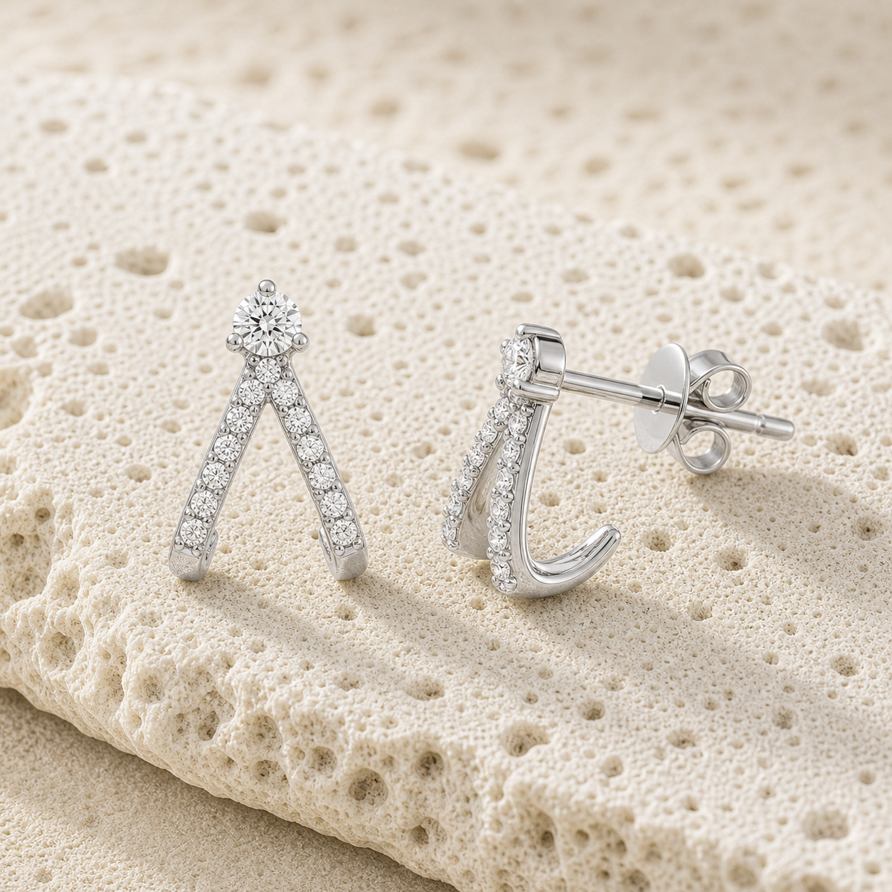 Split Diamond Earrings rock silver by SURI