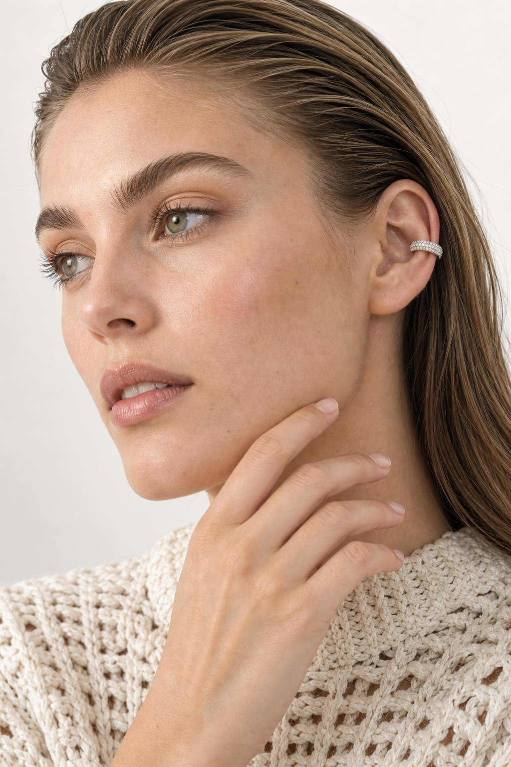 Pave Dome Ear Cuff model silver by SURI