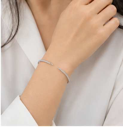 Mira Pave Claw Bangle model silver by SURI