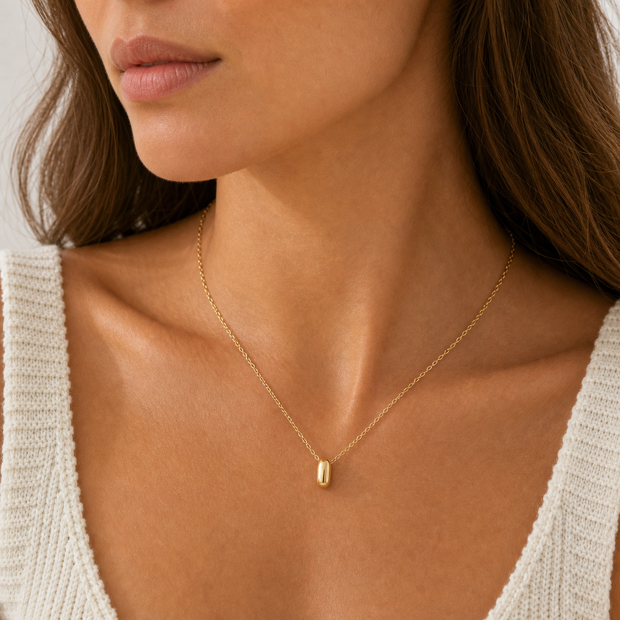Lumi Halo Charm Necklace model gold 01 by SURI