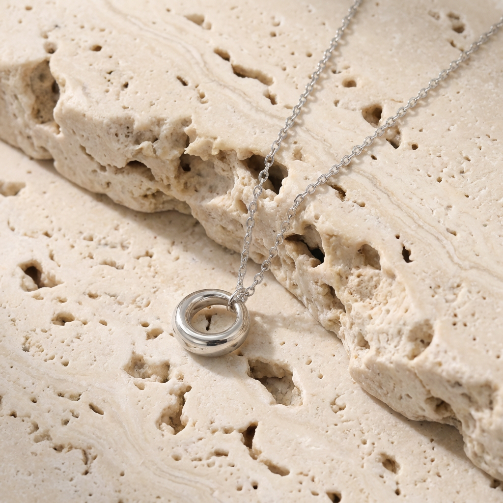 Mira Rondelle Necklace finish detail by SURI
