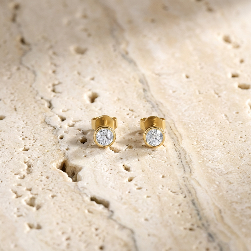 Hana Bezel Stud Earrings finish detail by SURI