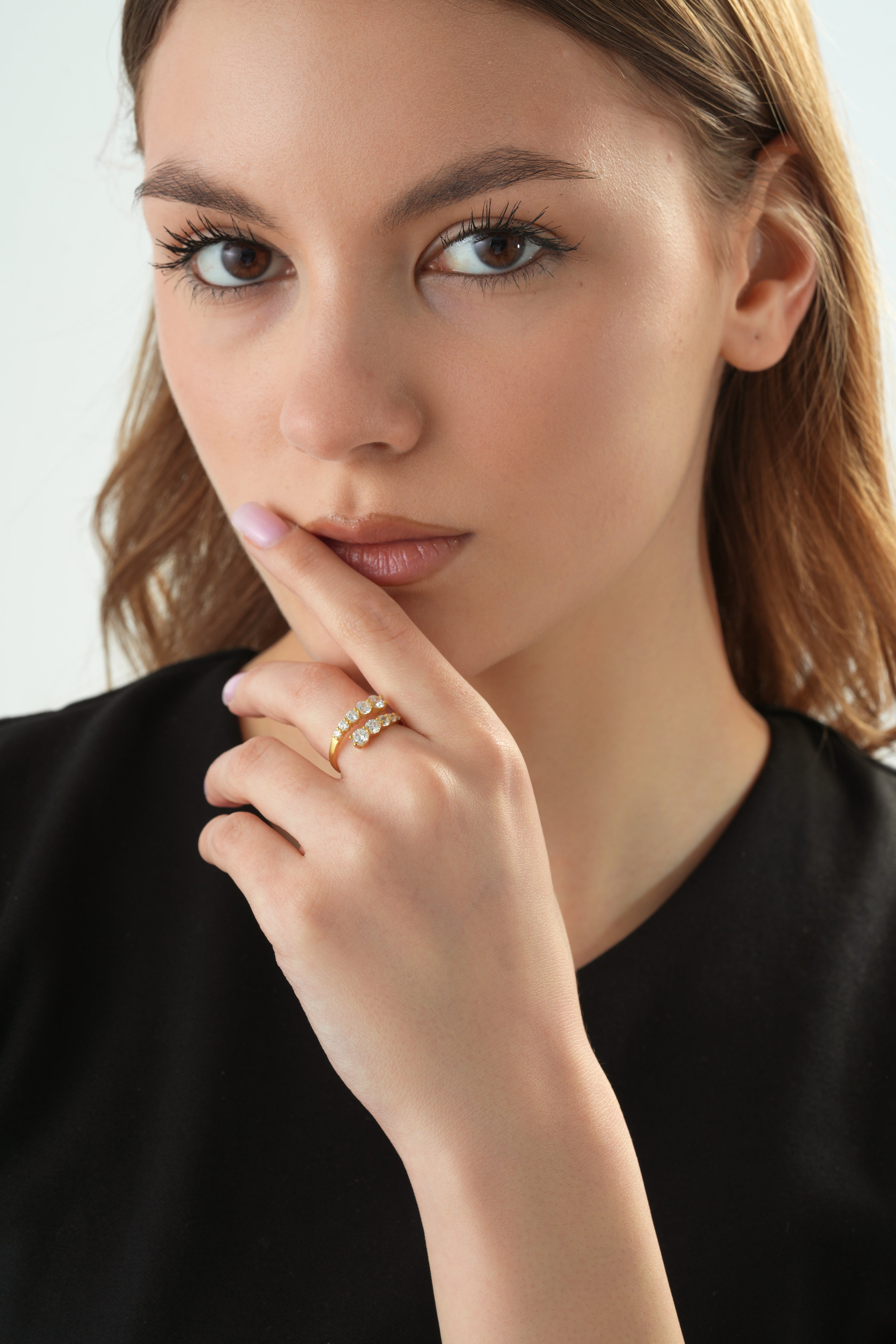 Vercelli Graduated Diamond Wrap Ring close-up detail by SURI