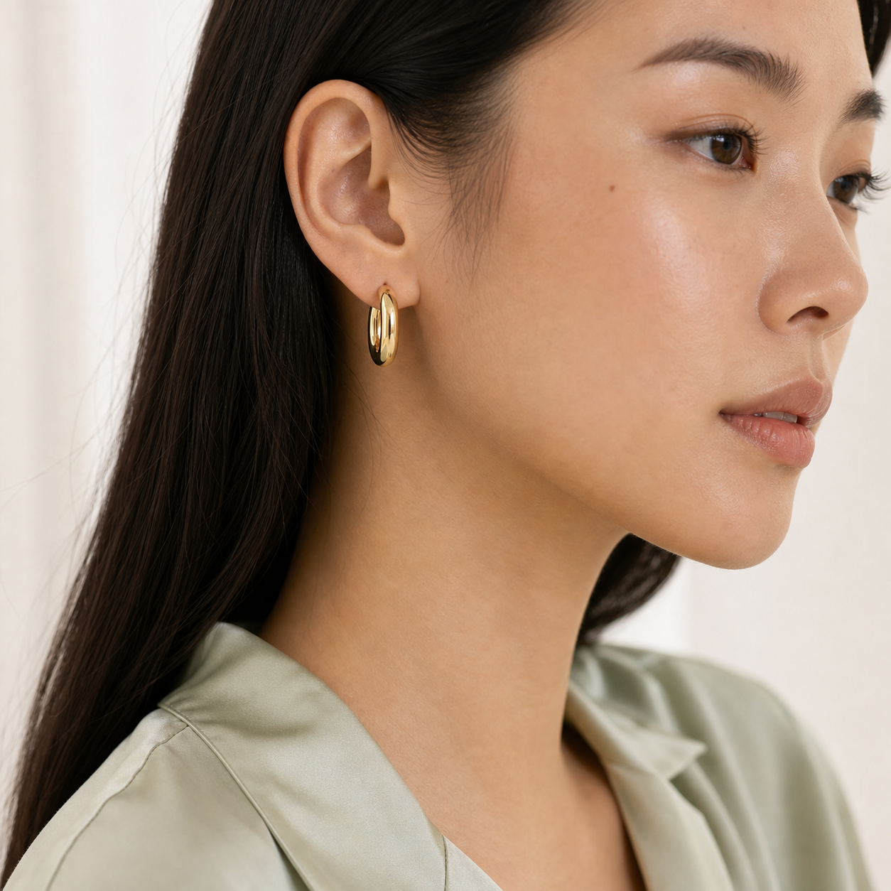 Parma Domed Hoop Earrings model 02 by SURI