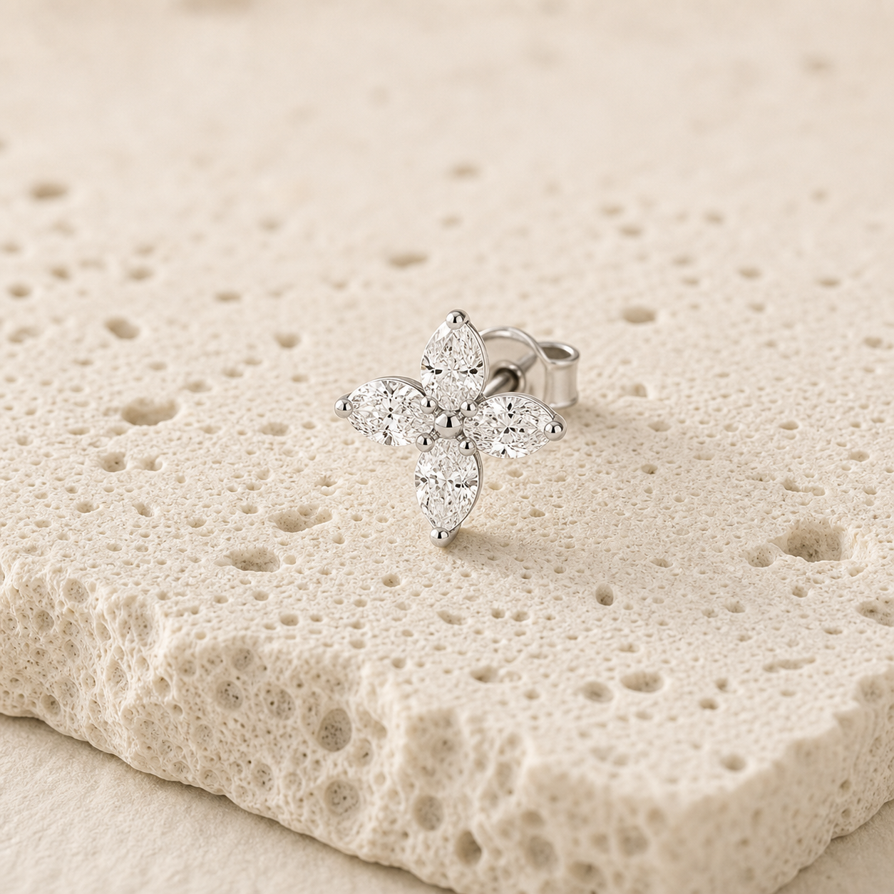 Fiora Diamond Flower Single Earring rock silver by SURI