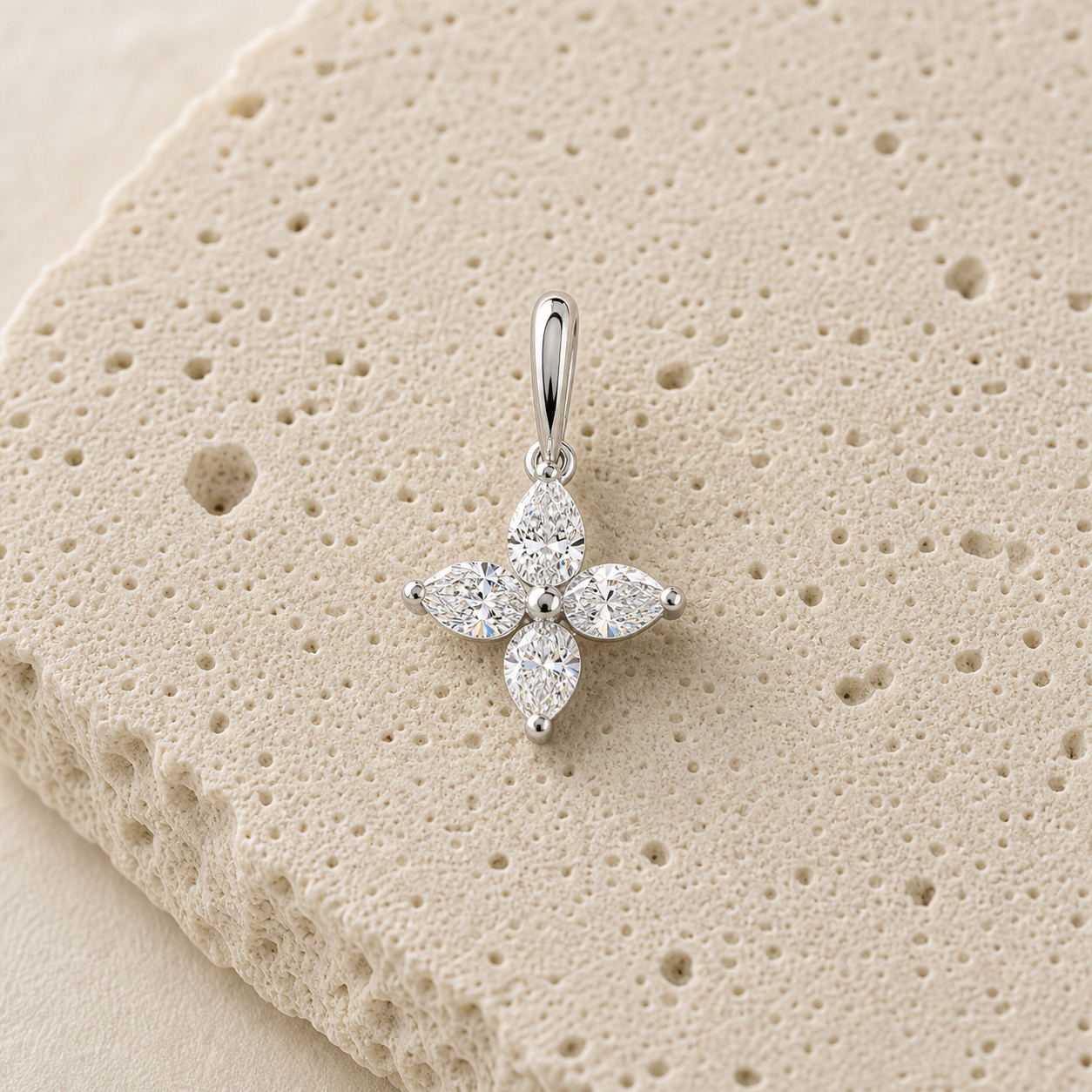 Fiora Diamond Flower Pendant rock silver by SURI
