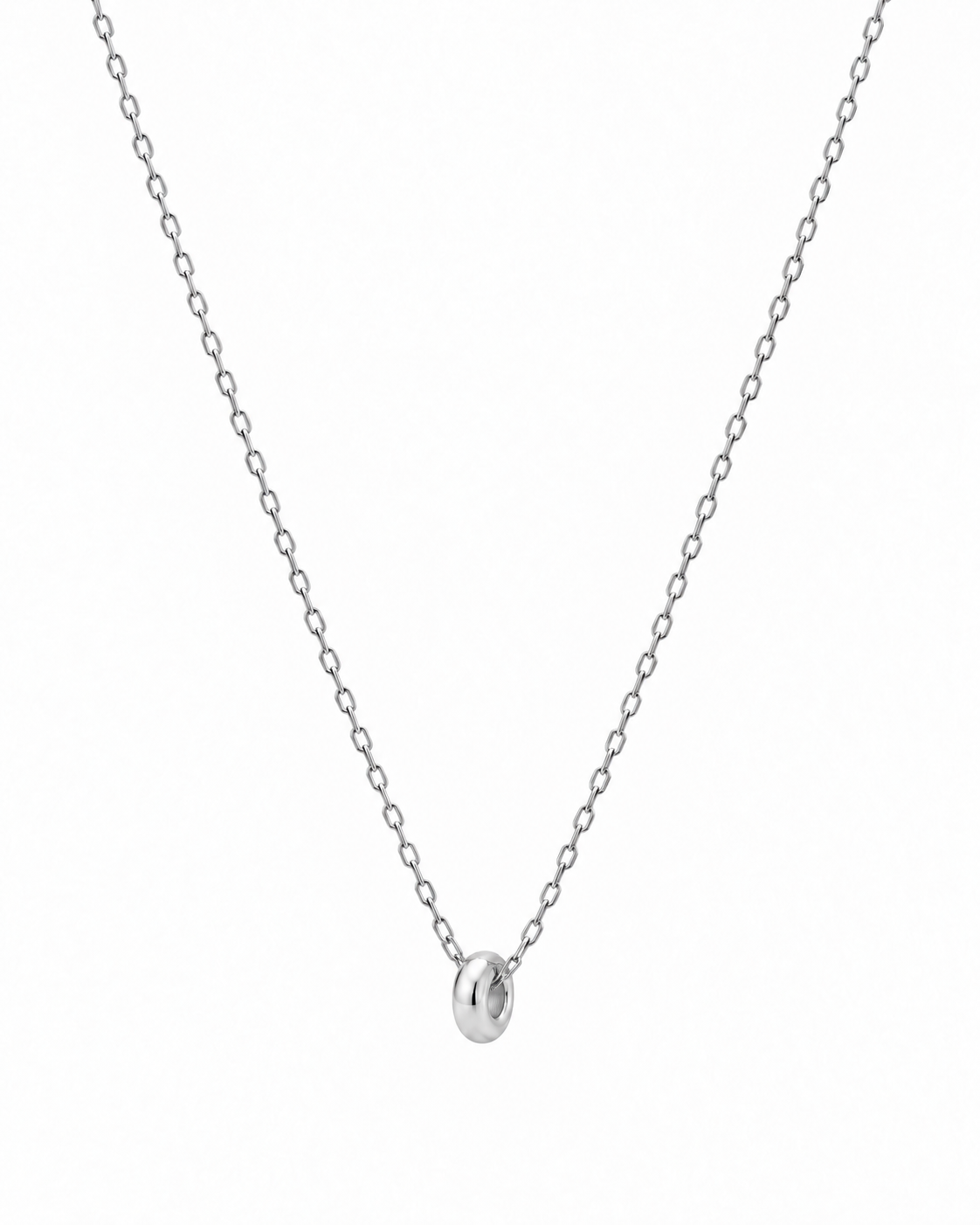 Noemi Oval Pendant Necklace — silver